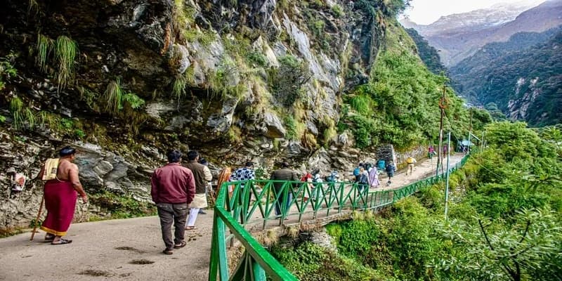 Char Dham Yatra Taxi Package photo 4